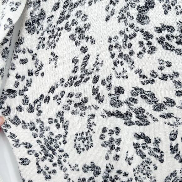 Z Supply White Charcoal Animal Print Cowl Neck Tunic Sweater Dress Womens Sz M - Picture 11 of 11